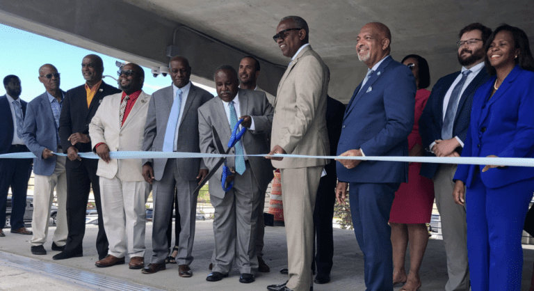 10 Years After Its Start, St. Thomas Airport Dedicates Its Airport Transportation Center